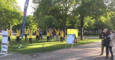 Дніпровські практикувальники Фалуньгун провели масовий захід, присвячений Міжнародному дню Фалунь Дафа
