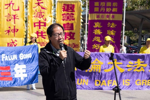 Чжао Сінь, один із лідерів студентських протестів 4 червня 1989 року, схвалює наполегливість послідовників Фалунь Дафа у мирному спротиві переслідуванню
