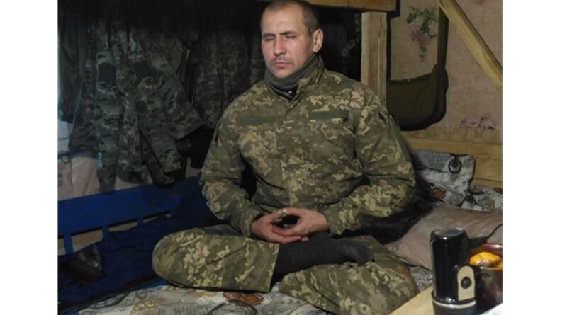 Український військовий: практика Фалунь Дафа допомагає мені спокійніше реагувати на події Український військовий: практика Фалунь Дафа допомагає мені спокійніше реагувати на події